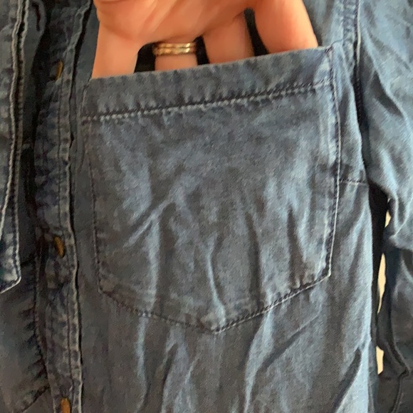 Size small MK button down shirt - Picture 5 of 5